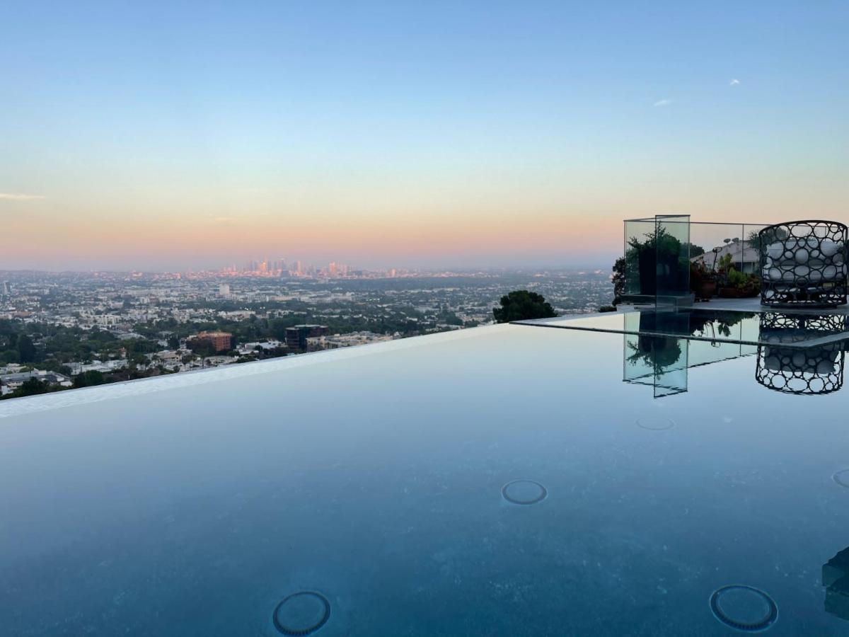 Stunning View Hollywood Hills Guest House Лос-Анджелес Екстер'єр фото